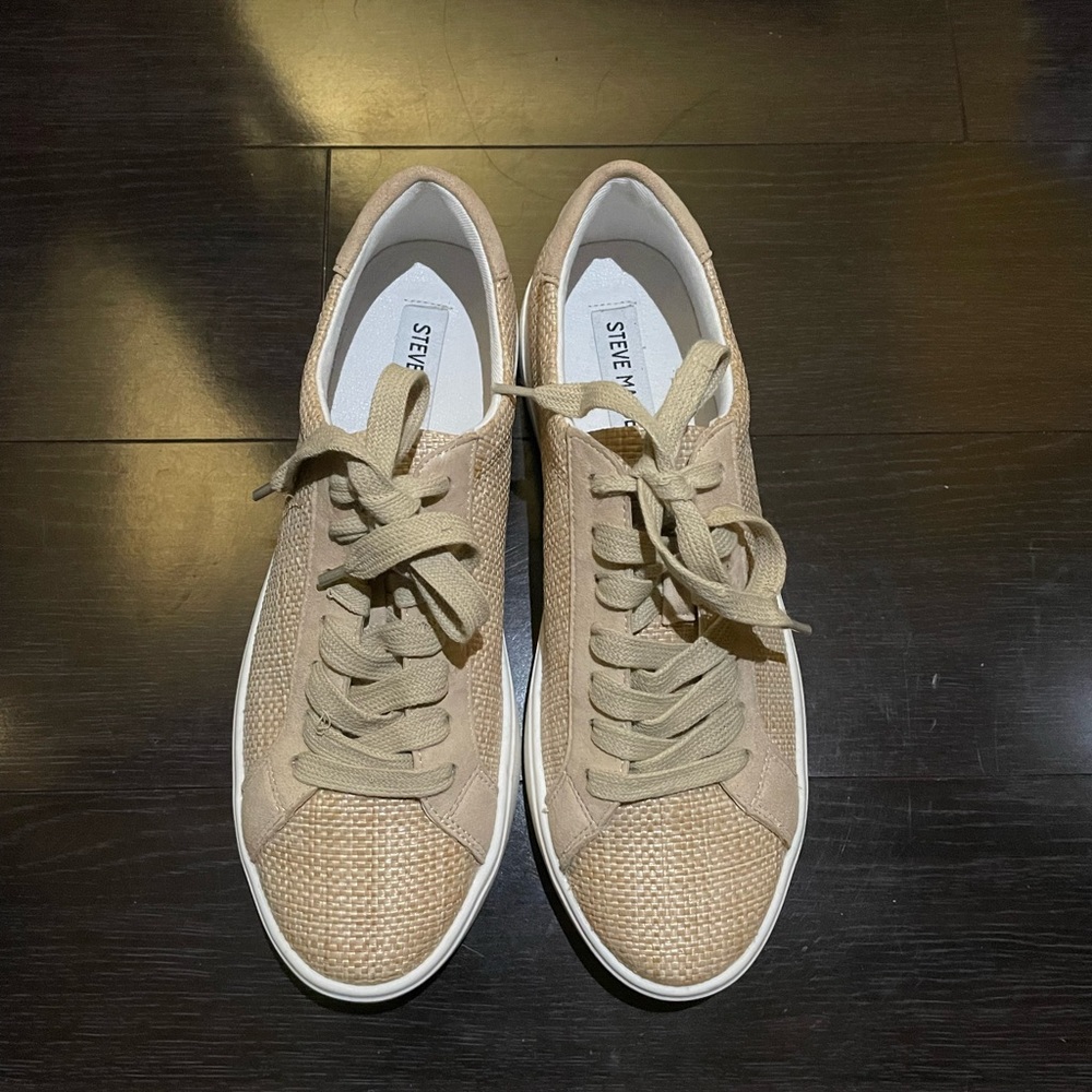 NWOT Steve Madden Linen Sneakers Size 7